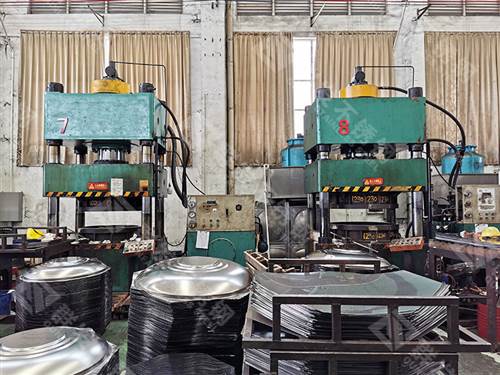 群發不銹鋼工廠車間展示