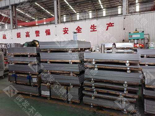 群發不銹鋼工廠車間展示